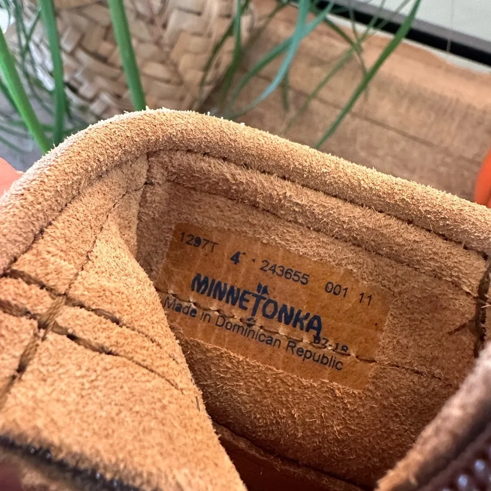 Minnetonka Fringed Tan Kids Moccasins